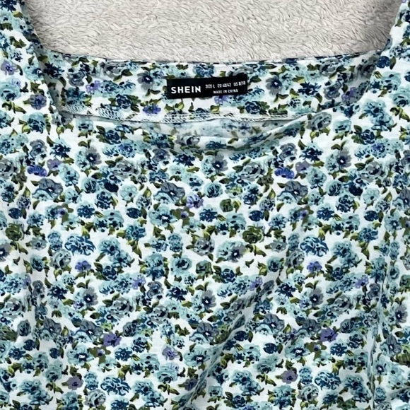 Cottagecore Floral Ruched Top Ditzy Print Puff Sleeve Large Square Neckline - Picture 3 of 15